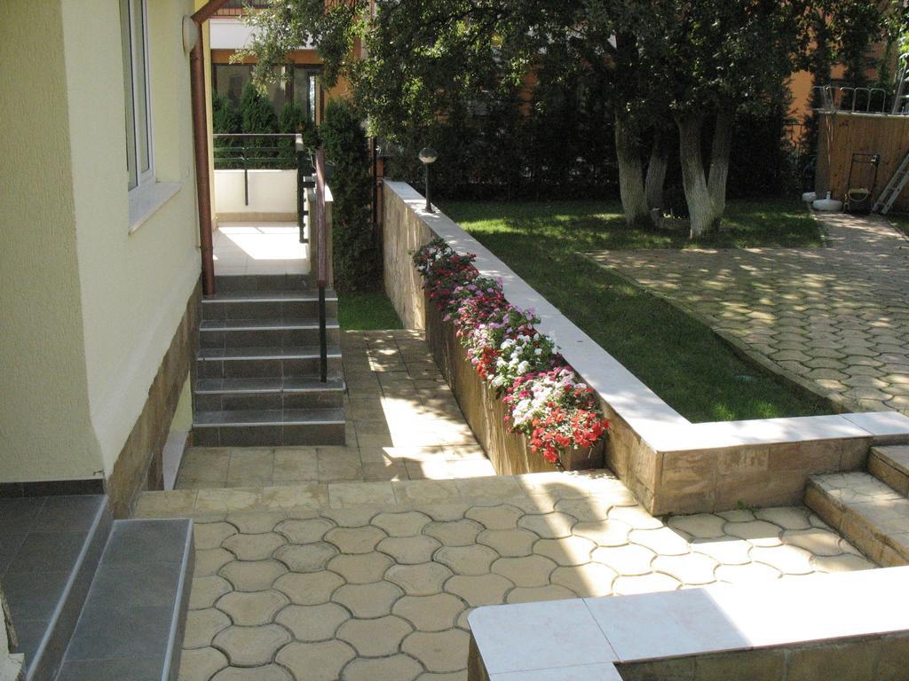 סאני ביץ' Milennia Family Hotel מראה חיצוני תמונה