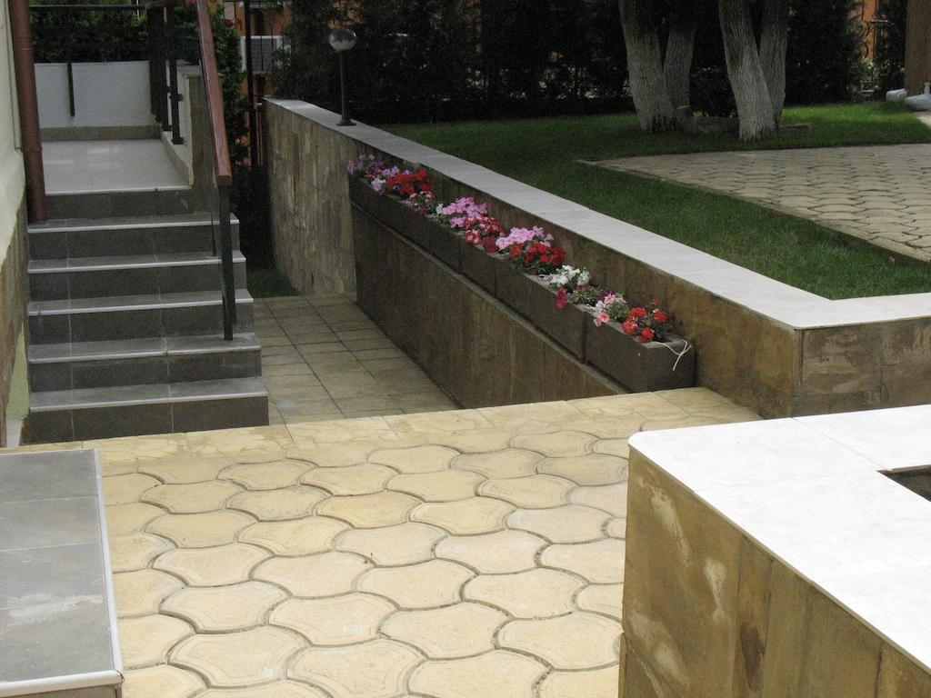 סאני ביץ' Milennia Family Hotel מראה חיצוני תמונה