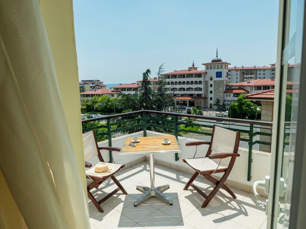 סאני ביץ' Milennia Family Hotel מראה חיצוני תמונה