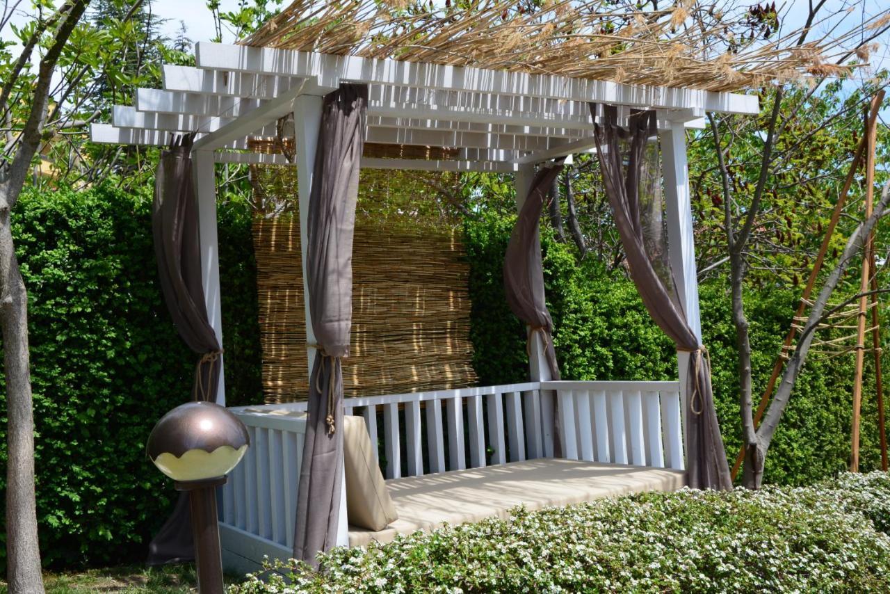 סאני ביץ' Milennia Family Hotel מראה חיצוני תמונה