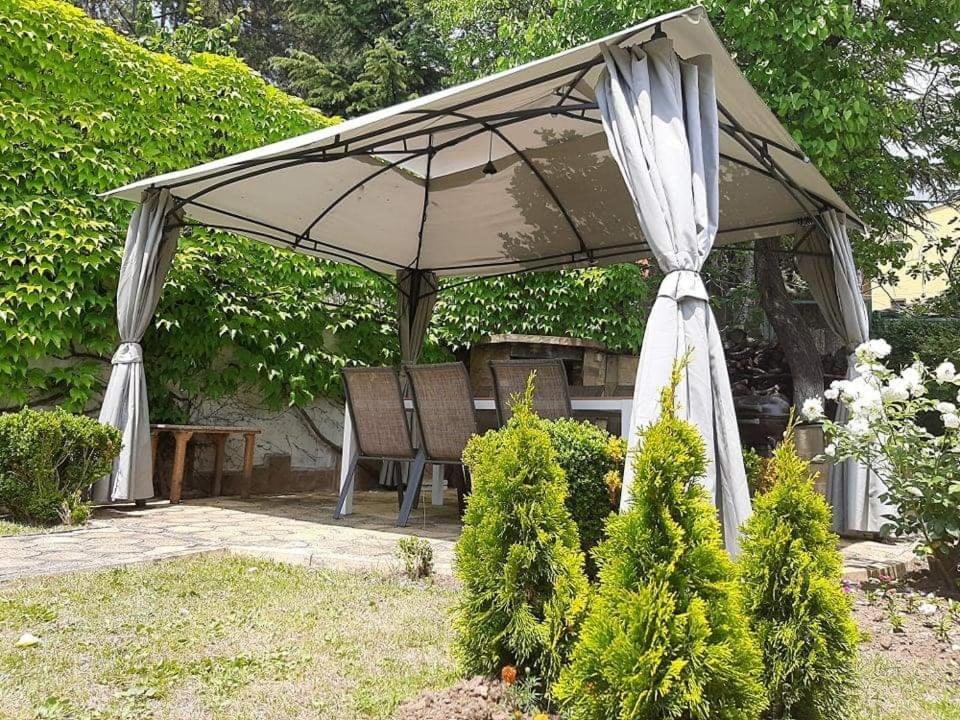 סאני ביץ' Milennia Family Hotel מראה חיצוני תמונה